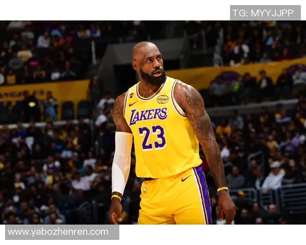 勒布朗詹姆斯：篮球场上的传奇巨星与时代偶像的崛起之路